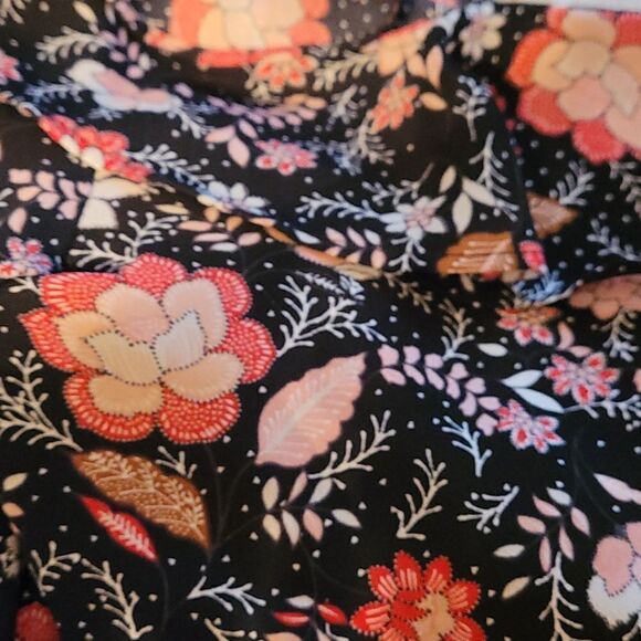 Loft woman's black floral design top - Picture 4 of 6